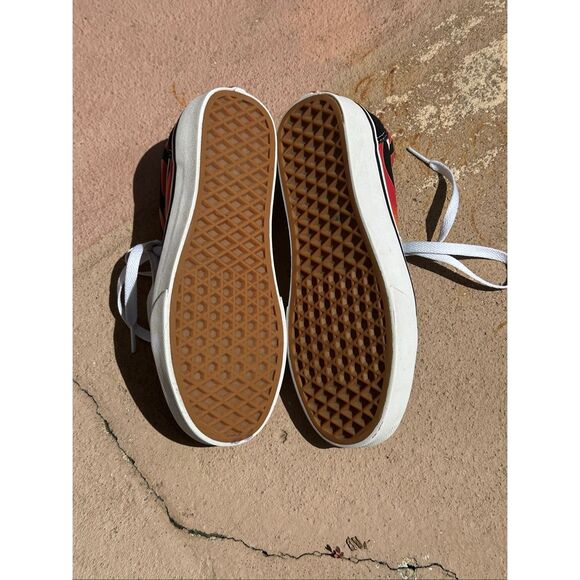 Vans Knu Skool Skate Shoe - Black / Red, Yellow Flame Size 4 - Picture 6 of 10